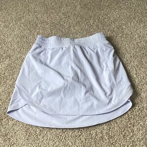 Lululemon Women's Lilac Hotty Hot High-Rise Activewear Skirt Size 6